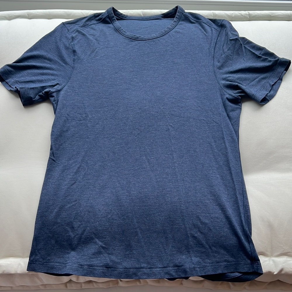 Lululemon short sleeve shirt, size small, navy blue